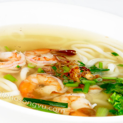 song-vu-B06-banh-canh-tom-shrimp-udon-soup