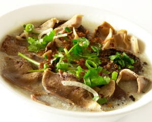 song-vu-C05-chao-long-doi-pork-intestine-congee