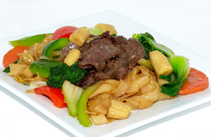 song-vu-F04-hu-tieu-xao-thit-bo-stir-fried-rice-noodle-beef