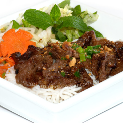 bun-bo-nuong-grilled-beef-vermicelli