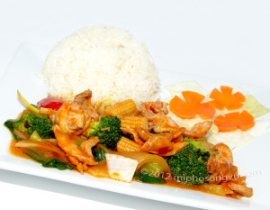 song-vu-X08-ga-xao-thai-lan-spicy-stir-fried-chicken