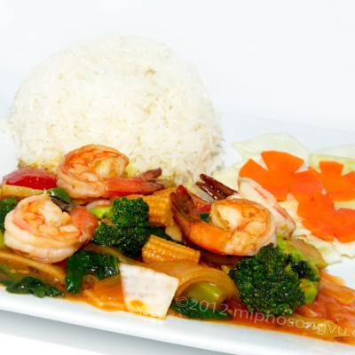 song-vu-X10-tom-xao-thai-lan-spicy-stir-fried-shrimp